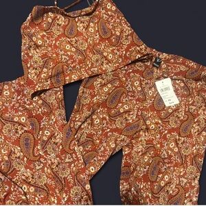 Windsor Paisley Print Tank Top - Red and Orange